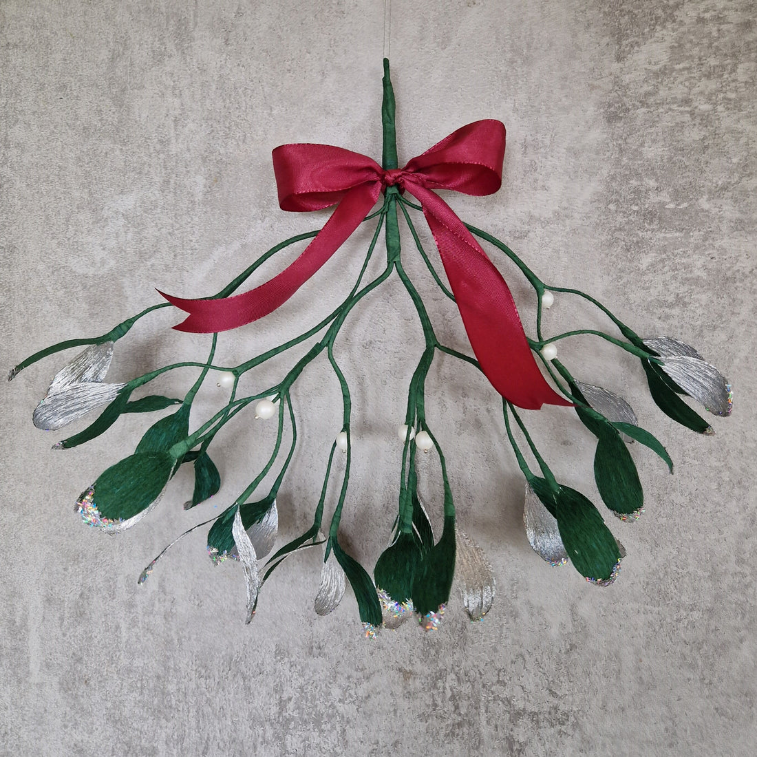 Mistelten af crepepapir