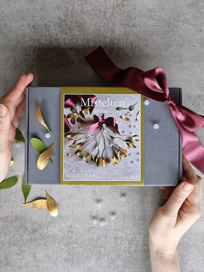 Mistelten i crepepapir - Kreativt juleprojekt med alle materialer og vejledning.