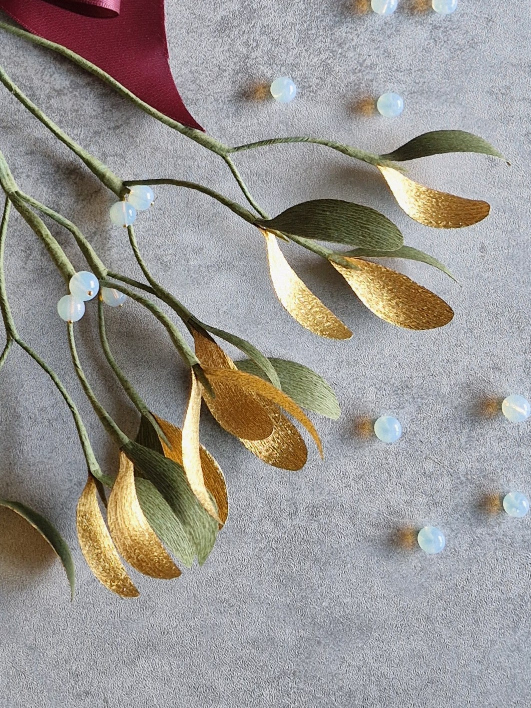 Mistelten i crepepapir - Kreativt juleprojekt med alle materialer og vejledning.